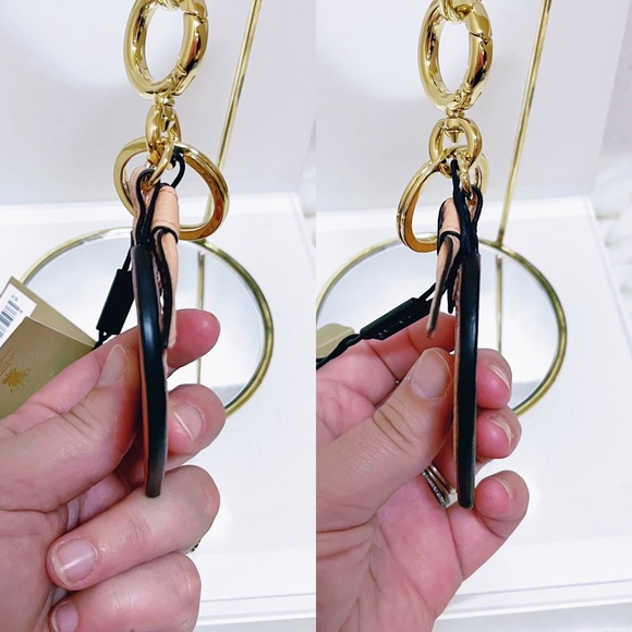 Authentic Burberry Young Love Leather Heart Bag Charm / Keychain - Picture 6 of 11